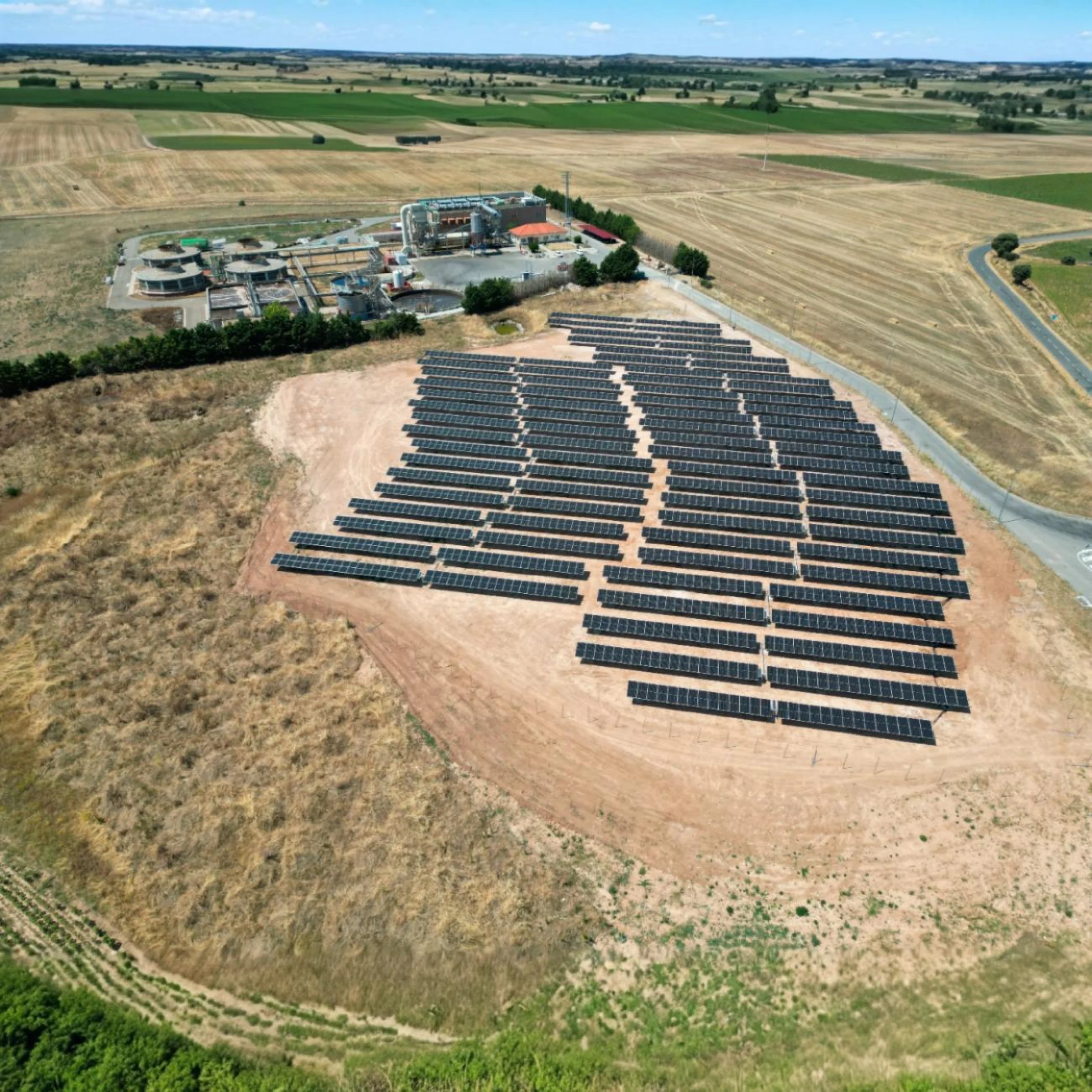Estructura fija fotovoltaica de Metal Frame Renovables para planta solar de suelo